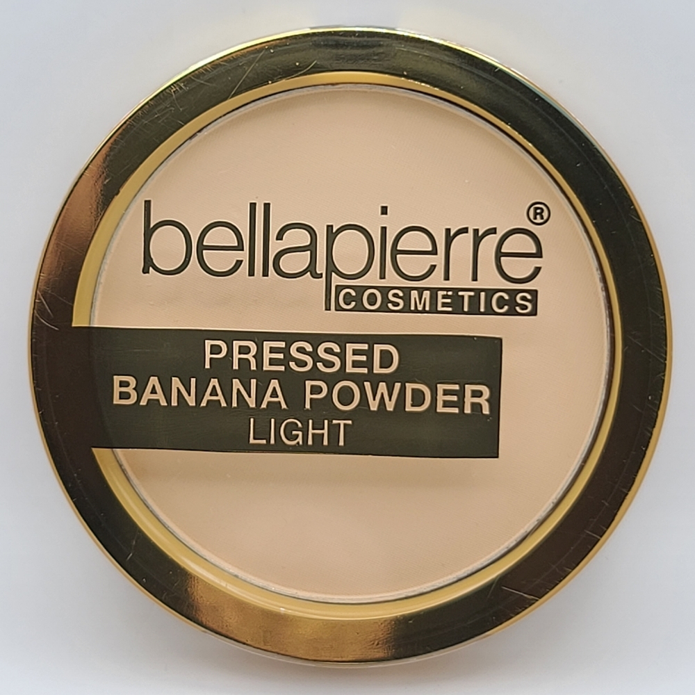Bellapierre Cosmetics Pressed Banana Powder in Light PBSP001